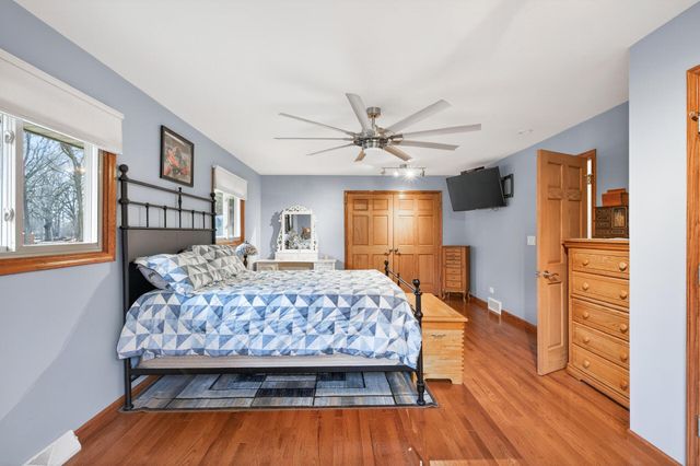 13563 Eidelweiss Street NW, Andover, MN 55304