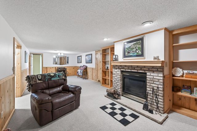 13563 Eidelweiss Street NW, Andover, MN 55304