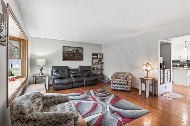 13563 Eidelweiss Street NW, Andover, MN 55304