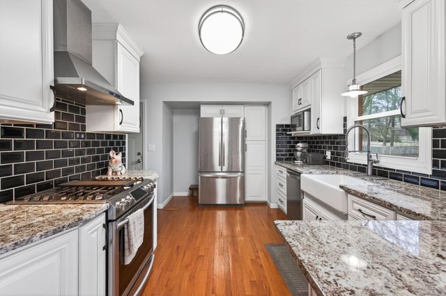 13563 Eidelweiss Street NW, Andover, MN 55304