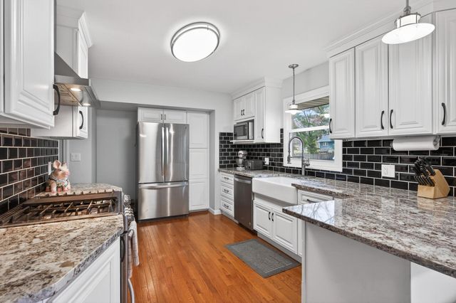 13563 Eidelweiss Street NW, Andover, MN 55304