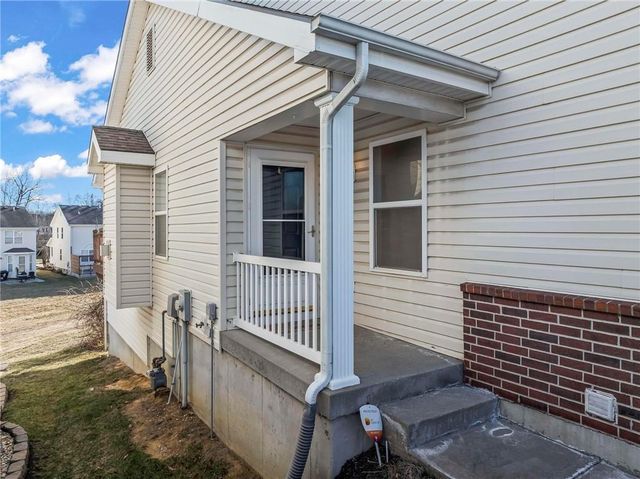 1905 NW 82nd Terrace, Kansas City, MO 64151