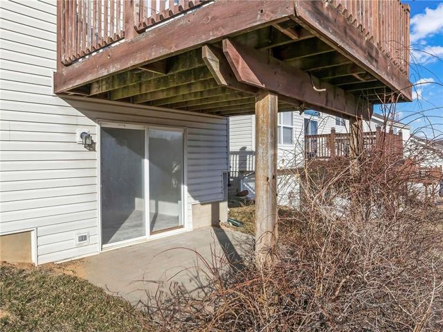 1905 NW 82nd Terrace, Kansas City, MO 64151