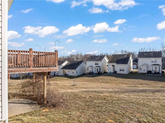 1905 NW 82nd Terrace, Kansas City, MO 64151