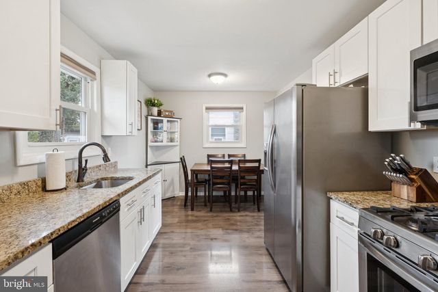 614 W BROOKE AVE, Magnolia, NJ 08049