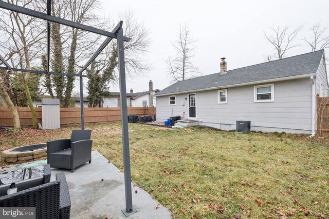 614 W BROOKE AVE, Magnolia, NJ 08049