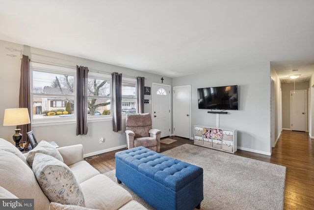 614 W BROOKE AVE, Magnolia, NJ 08049