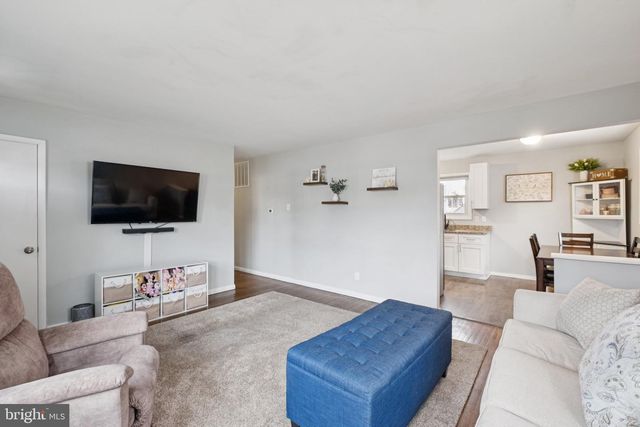 614 W BROOKE AVE, Magnolia, NJ 08049