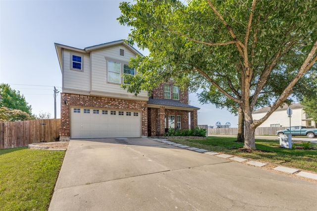 490 Holly Grove ST, Kyle, TX 78640