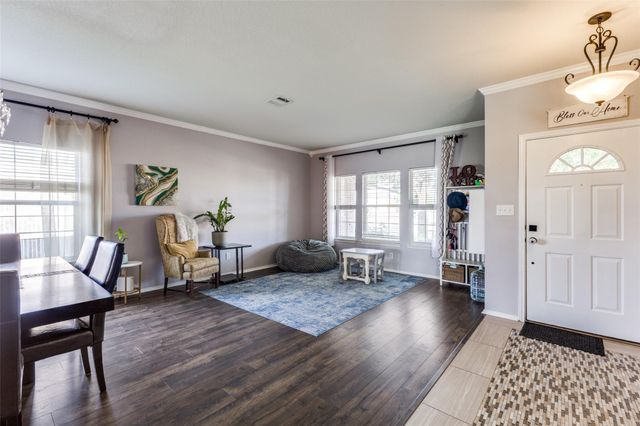 490 Holly Grove ST, Kyle, TX 78640