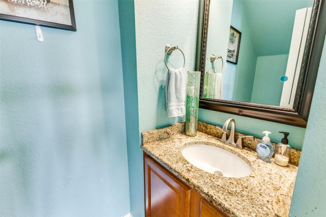 490 Holly Grove ST, Kyle, TX 78640