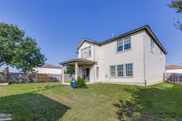 490 Holly Grove ST, Kyle, TX 78640