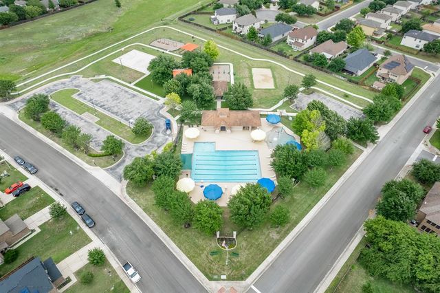 490 Holly Grove ST, Kyle, TX 78640