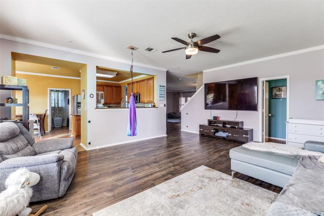 490 Holly Grove ST, Kyle, TX 78640