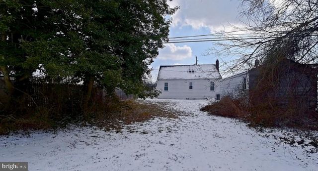 327 OLGA RD, Wilmington, DE 19805