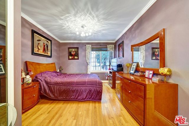 840 844 N Poinsettia Place, Los Angeles, CA 90046