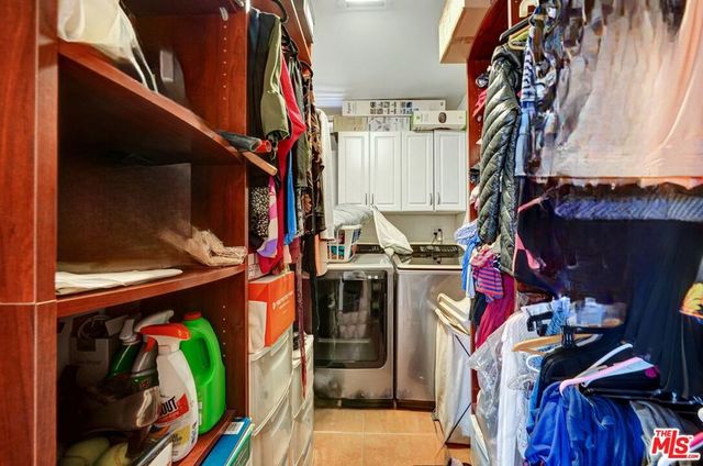 840 844 N Poinsettia Place, Los Angeles, CA 90046