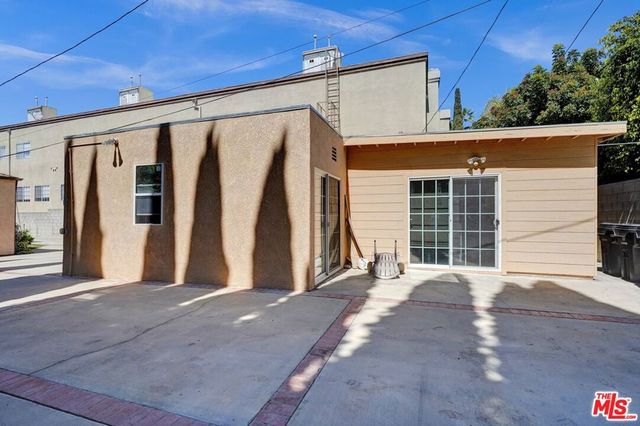 840 844 N Poinsettia Place, Los Angeles, CA 90046