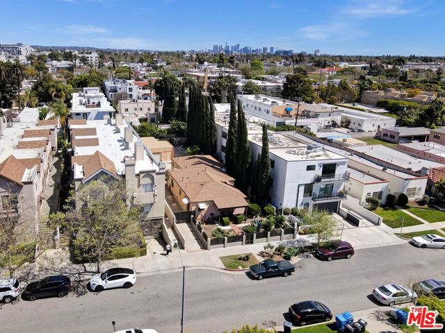 840 844 N Poinsettia Place, Los Angeles, CA 90046