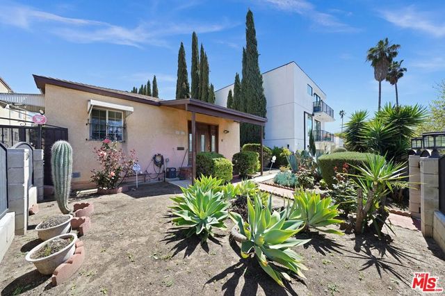840 844 N Poinsettia Place, Los Angeles, CA 90046