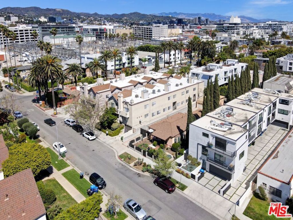 840 844 N Poinsettia Place, Los Angeles, CA 90046