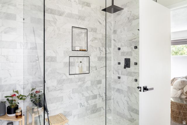 2244 E LAMBOURNE AVE, Millcreek, UT 84109