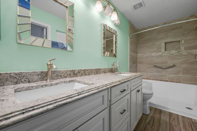 3550 Chestnut Dr, Myrtle Beach, SC 29577