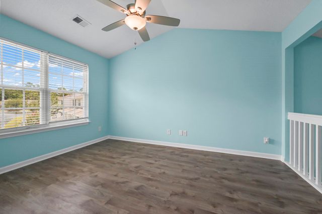 3550 Chestnut Dr, Myrtle Beach, SC 29577