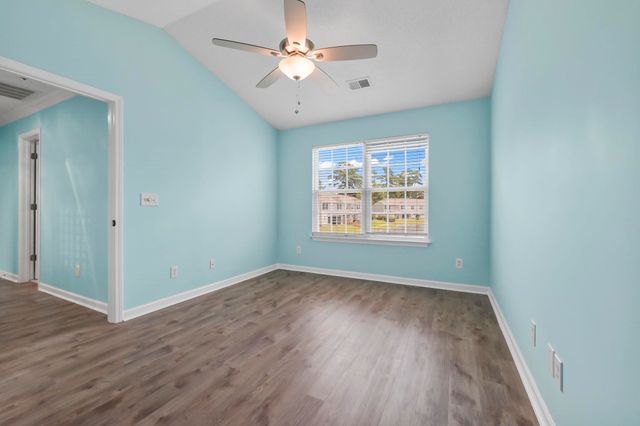 3550 Chestnut Dr, Myrtle Beach, SC 29577