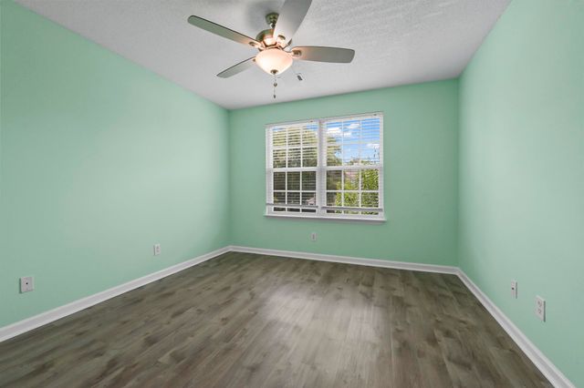3550 Chestnut Dr, Myrtle Beach, SC 29577