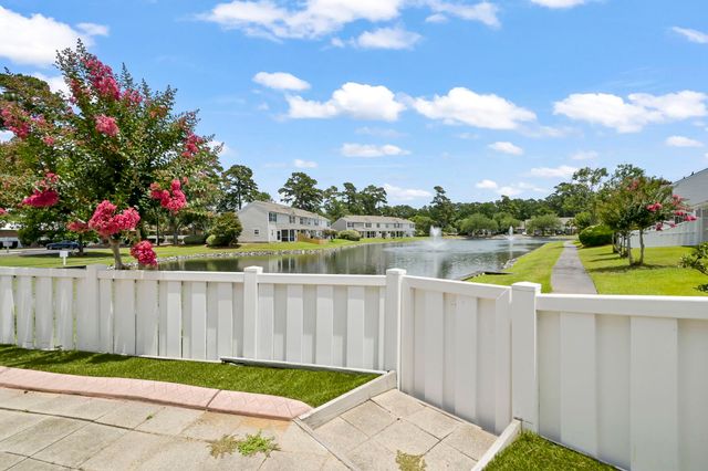 3550 Chestnut Dr, Myrtle Beach, SC 29577
