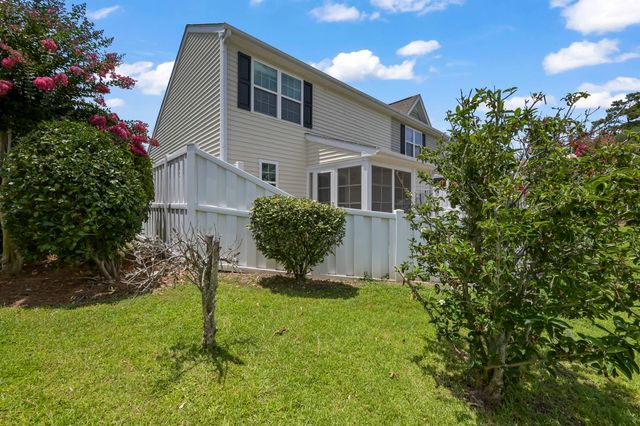 3550 Chestnut Dr, Myrtle Beach, SC 29577