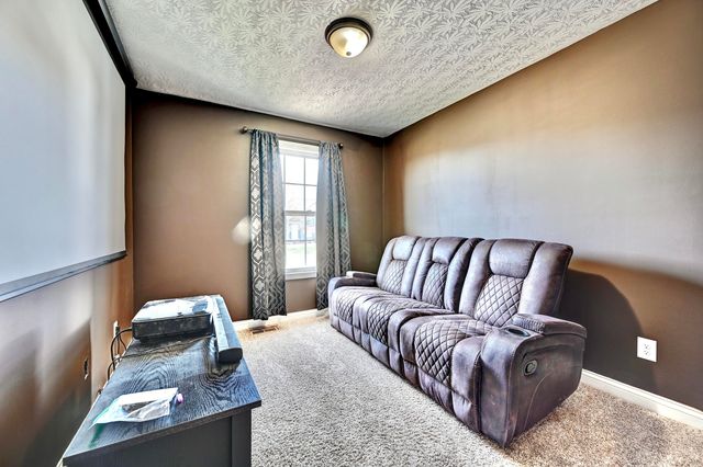 220 Ten Mile Drive, Dry Ridge, KY 41035