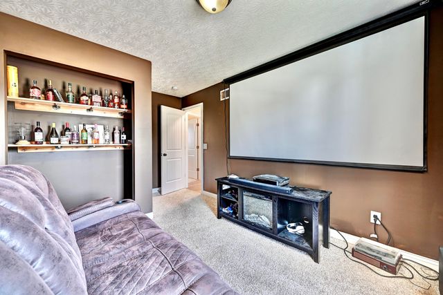 220 Ten Mile Drive, Dry Ridge, KY 41035