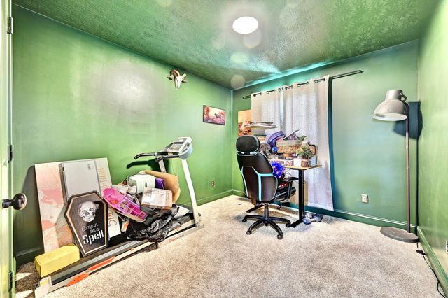 220 Ten Mile Drive, Dry Ridge, KY 41035