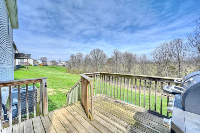 220 Ten Mile Drive, Dry Ridge, KY 41035