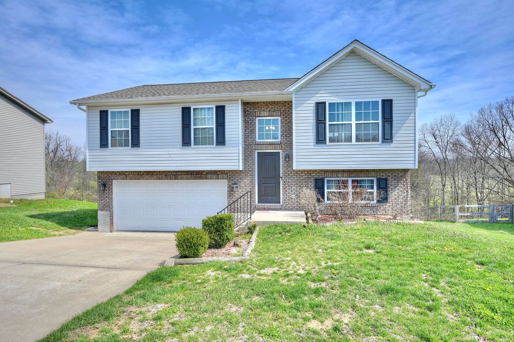 220 Ten Mile Drive, Dry Ridge, KY 41035