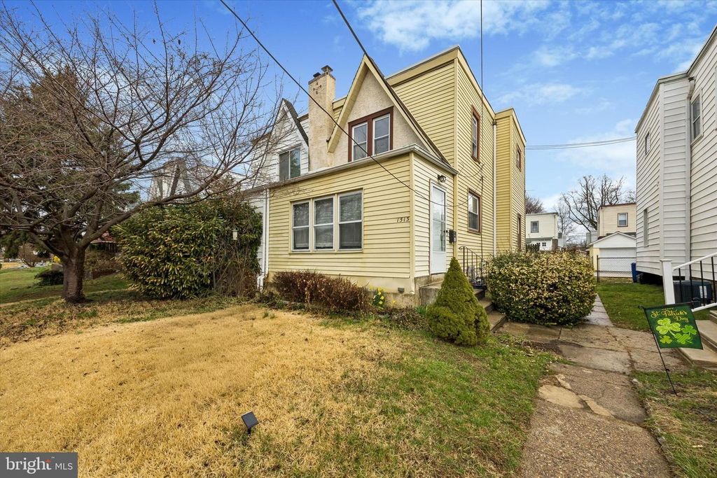 1513 YAGLE AVE, Prospect Park, PA 19076