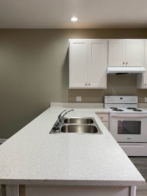 1305 West Villa Maria Road D103, Bryan, TX 77801 — photo 3