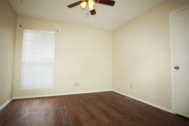 5718 Red Cactus Court, Arlington, TX 76017