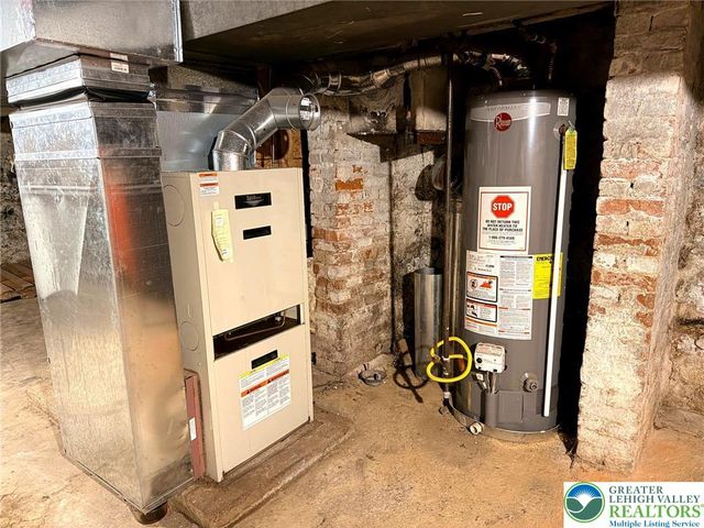 18 West liberty, Allentown City, PA 18102