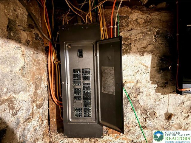 18 West liberty, Allentown City, PA 18102