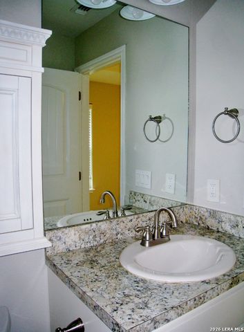 1229 BOB WHITE DR, Spring Branch, TX 78070