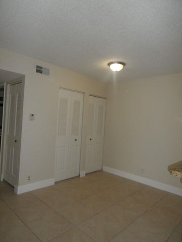 10773 CLEARY Boulevard 110, Plantation, FL 33324