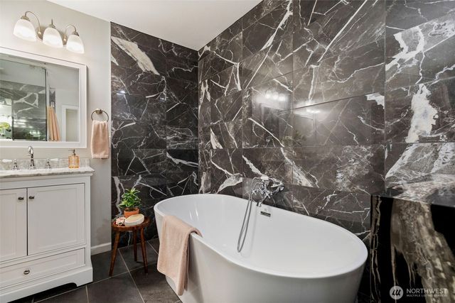 15219 Wright Bliss Road NW, Gig Harbor, WA 98329