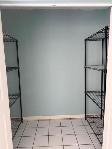 670 E Lake Jasmine Circle 106, Vero Beach, FL 32962