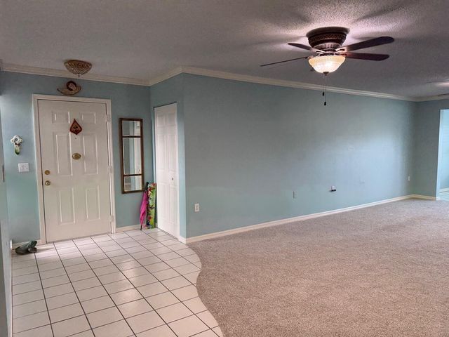 670 E Lake Jasmine Circle 106, Vero Beach, FL 32962