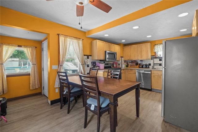 56 Henrietta Street, Providence, RI 02904