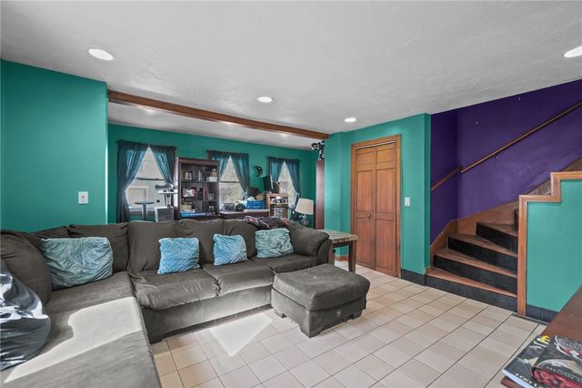 56 Henrietta Street, Providence, RI 02904