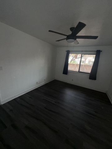 9804 NW 37th Street 3e, Sunrise, FL 33351